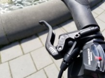 Mid-size brake levers